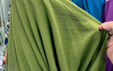 Kiểm soát độ bền ma sát khi in hoa văn trên vải linen và đũi