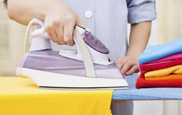 Cách bảo quản vải in hoa văn để bền màu, không bong tróc sau nhiều lần giặt